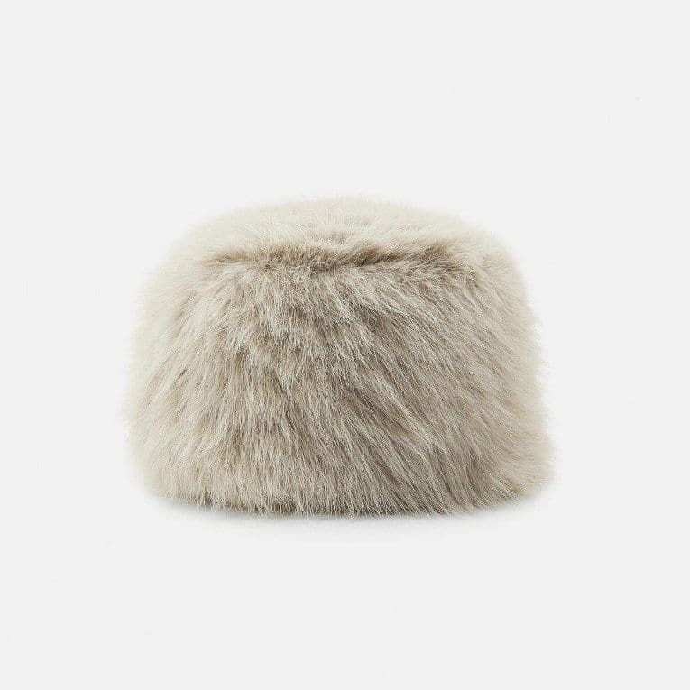 Kapa od ovčje kože, Zara, 22,95 evra