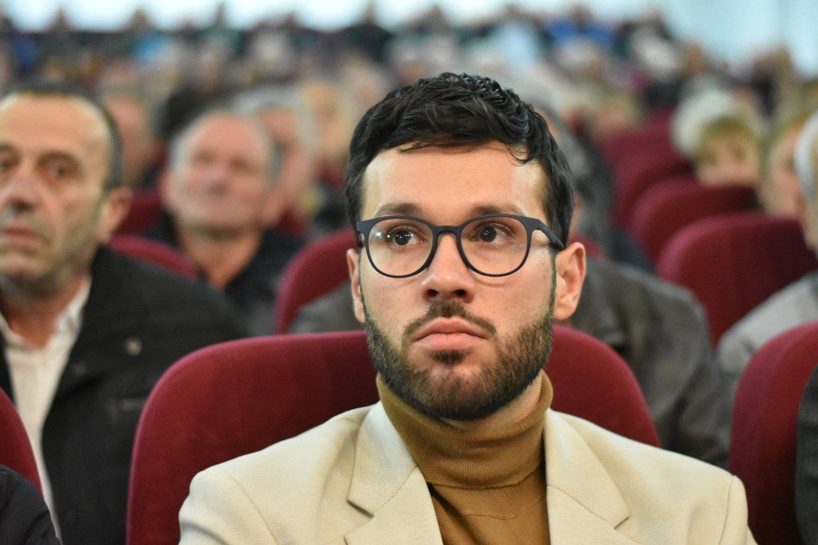 Luketa (SDS) o prijedlogu mladih SNSD-a: “Vlada Srpske da snosi puni trošak udžbenika, mladima dati šansu u privatnom sektoru”