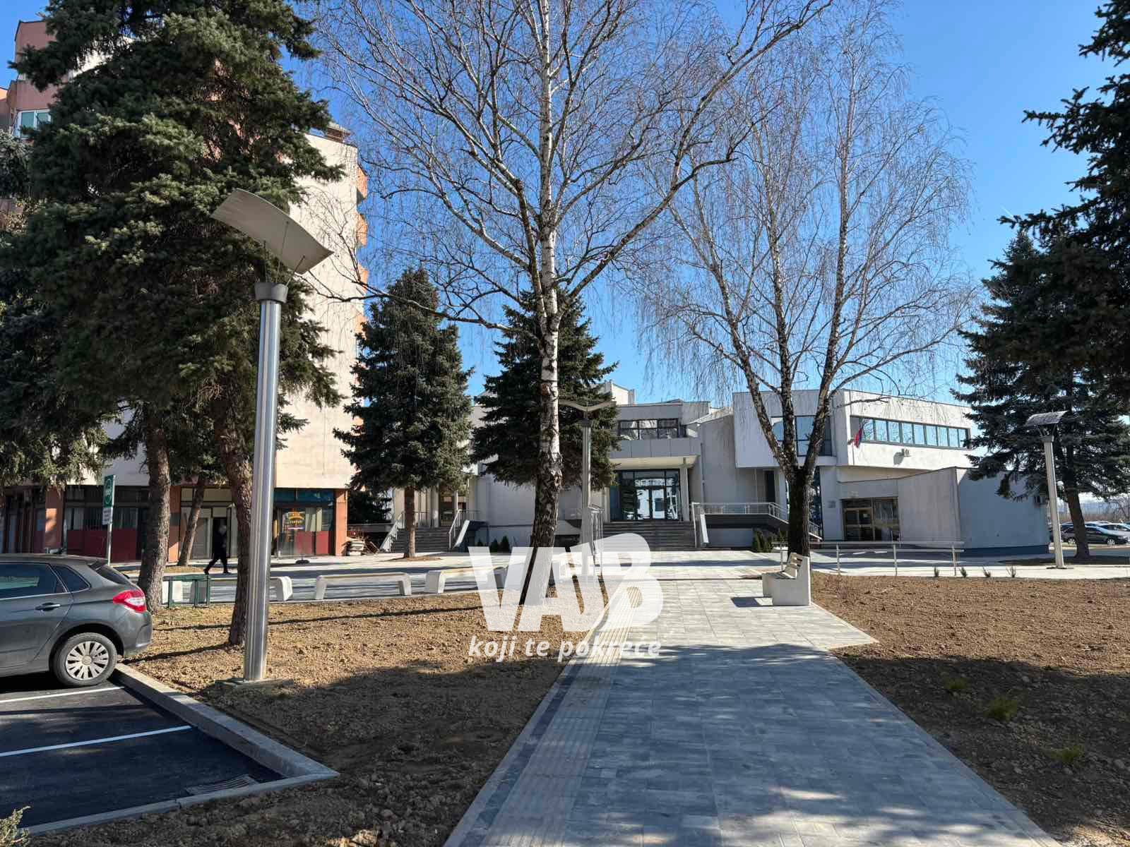 Centar Laktaša u novom ruhu: Moderno uređen trg sa parking prostorom FOTO