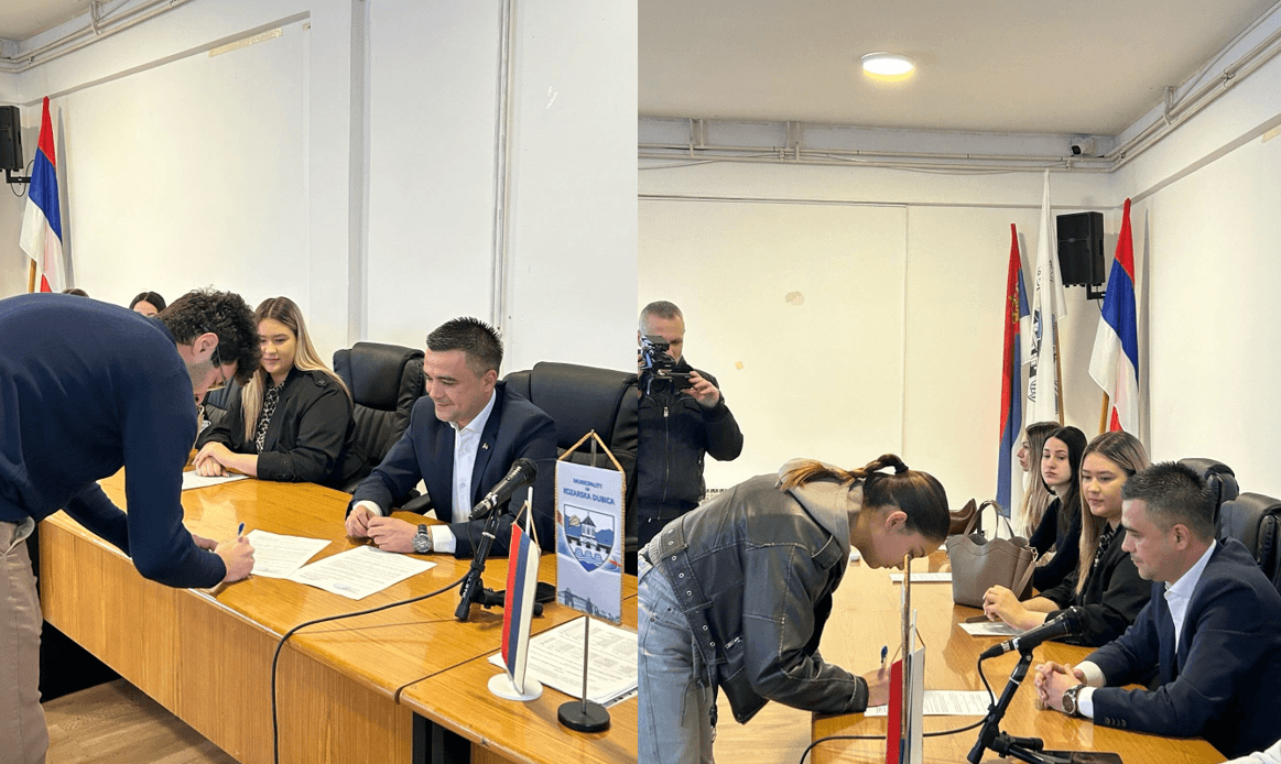 Savković potpisao ugovore o stipendijama: "Nakon stečenog obrazovanja očekujemo vas u našoj Kozarskoj Dubici“