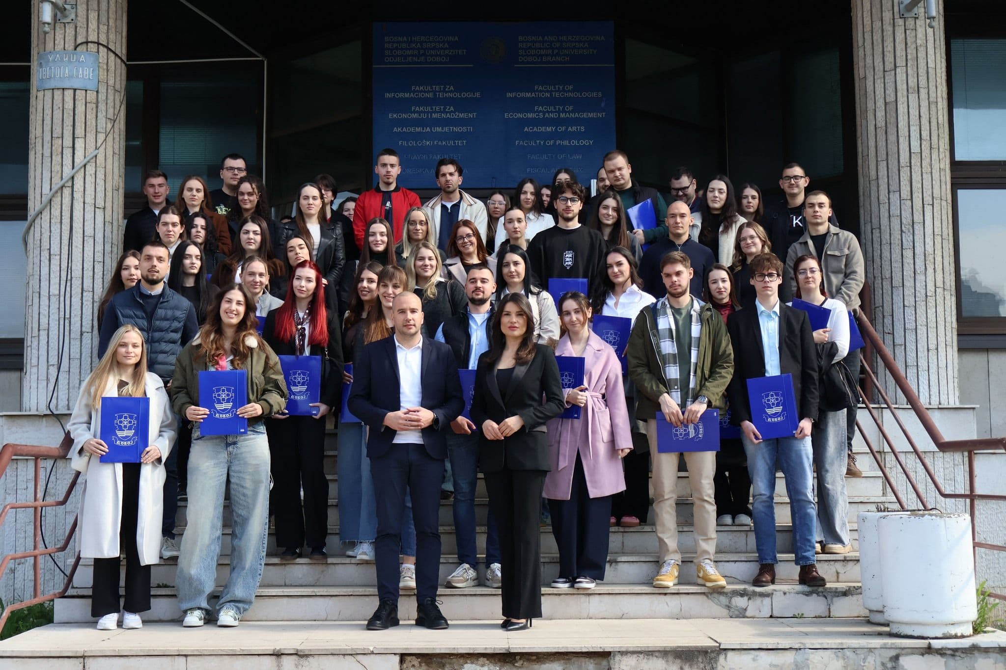 Grad Doboj dodijelio stipendije za 117 studenata